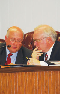 1 MayorandLawyer tidewater