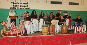 9 Kings a A band entertains