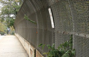  A close-up of the fence on the walkway. *Photos by Joe Bayona