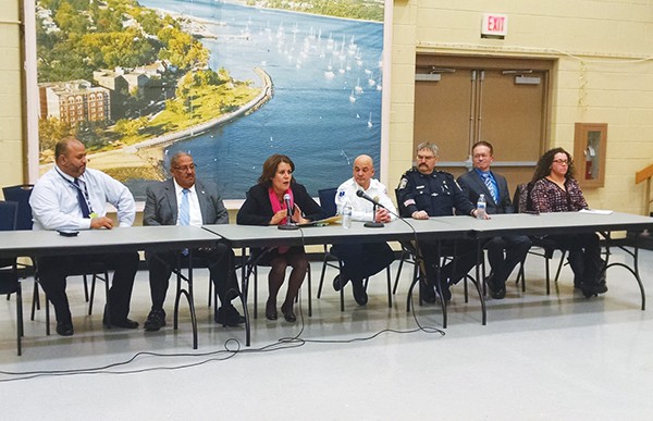Mayor Diaz speaks at the 1/14/16 Community Meeting at the Olive Street Community Center *Photo by Katherine Massopust
